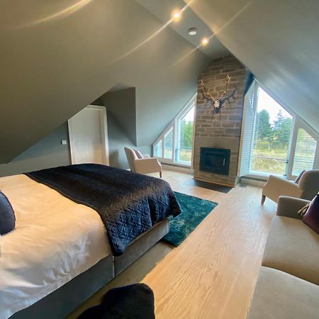The Lodge At Muir Estate Thornhill  Экстерьер фото