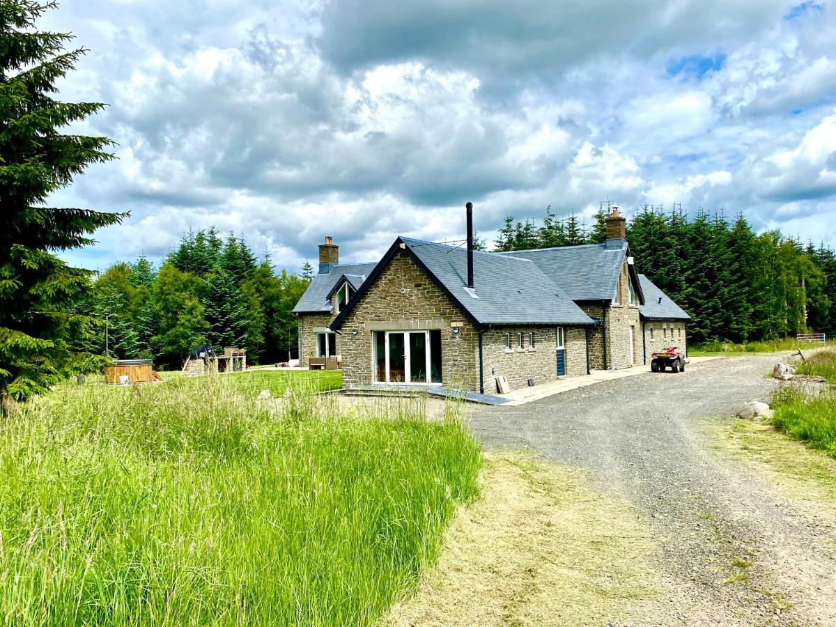 The Lodge At Muir Estate Thornhill  Экстерьер фото