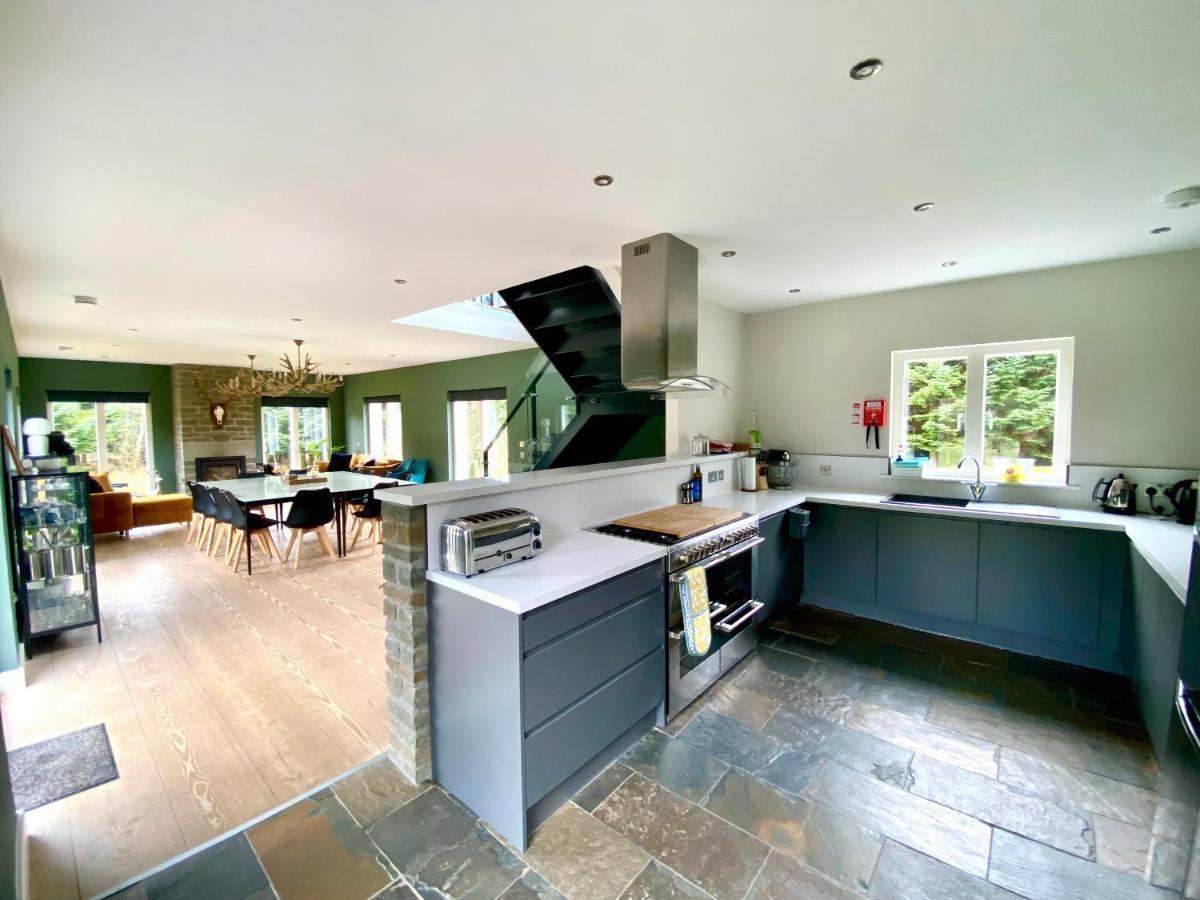 The Lodge At Muir Estate Thornhill  Экстерьер фото
