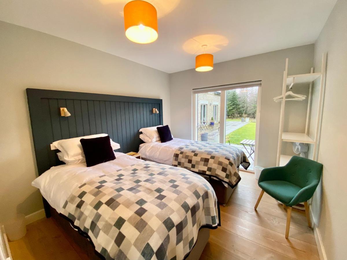 The Lodge At Muir Estate Thornhill  Экстерьер фото