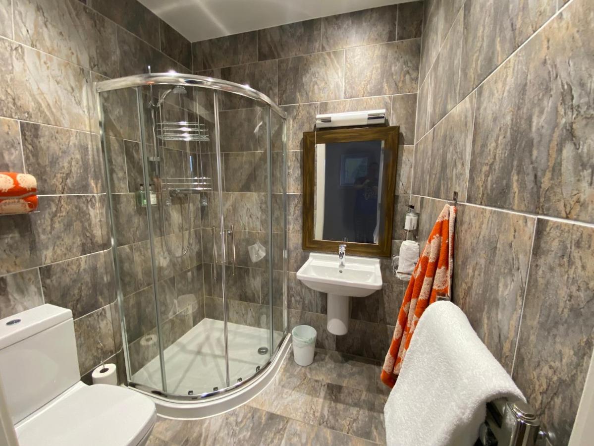 The Lodge At Muir Estate Thornhill  Экстерьер фото